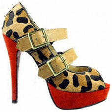 Christian Louboutin Bikiki 140mm Mary Jane Pumps Luipaardprint Christian Louboutin Bikiki 140mm Mary Jane Pumps Luipaardprint