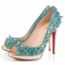 Christian Louboutin Yolanda Spikes 120mm Peep Toe Pumps Groen Christian Louboutin Yolanda Spikes 120mm Peep Toe Pumps Groen