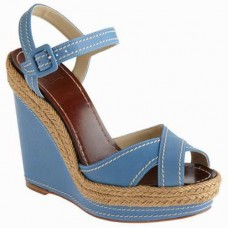Christian Louboutin Almeria sleehakken van 120 mm in het blauw Christian Louboutin Almeria sleehakken van 120 mm in het blauw