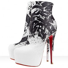 Christian Louboutin Daf Booty 160mm enkellaarsjes wit