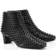 Christian Louboutin Aioli 40mm enkellaarsjes zwart