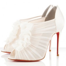 Christian Louboutin Canonita 100mm enkellaarsjes wit