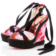 Christian Louboutin Isabelle sleehakken van 140 mm in roze Christian Louboutin Isabelle sleehakken van 140 mm in roze