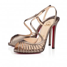 Christian Louboutin Scoubridou 120mm sandalen brons